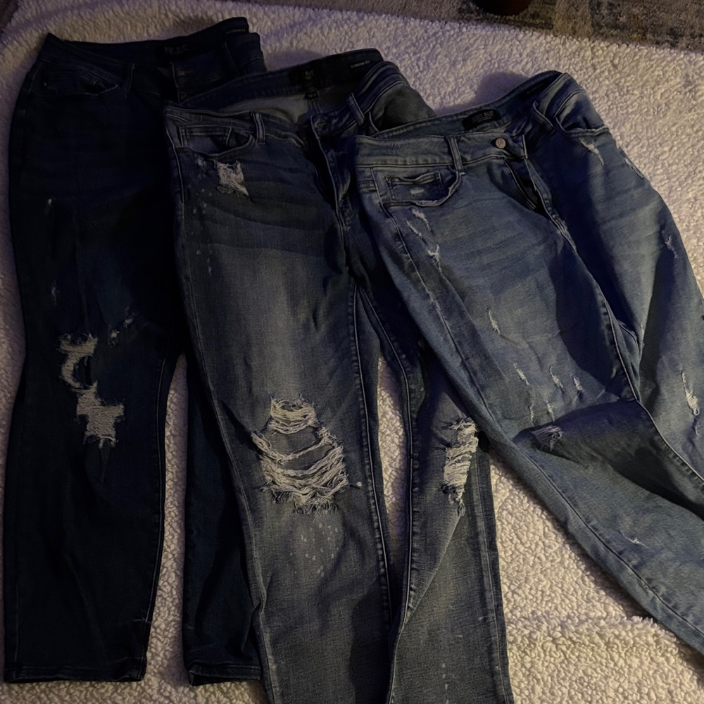 Judy Blue Boyfriend & Relaxed Fit Jeans – Size 14W (Set of 3) Distressed